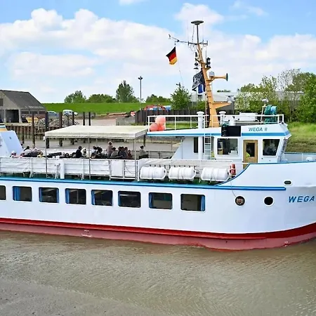 Treidelhafen Fedderwardersiel Holiday home